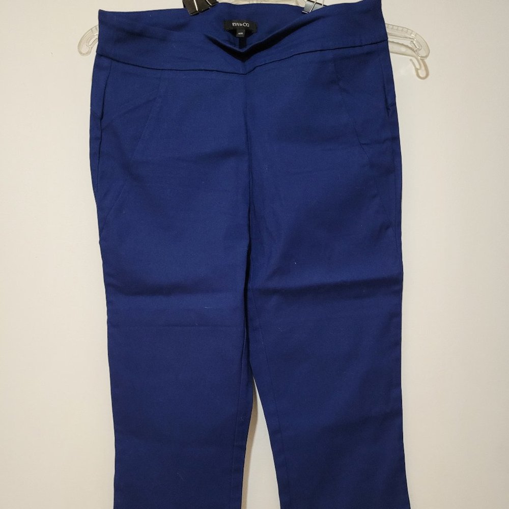 Capris - RW & CO - size "Med", Stretchy